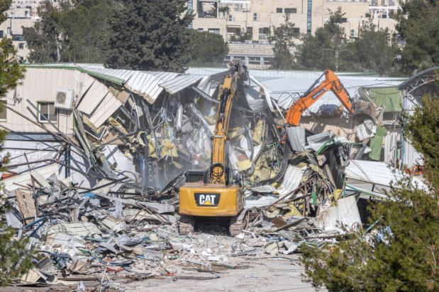 Israel razes buildings in UNRWA compound